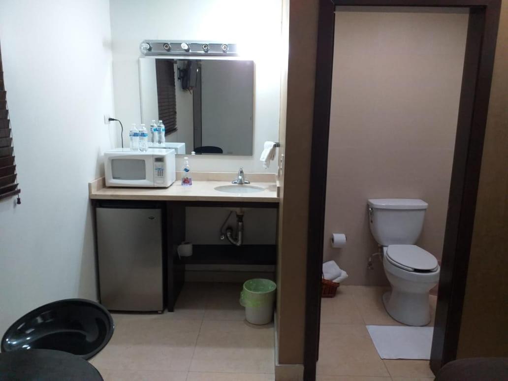Ciudad Obregón Premier Hotel Suites מראה חיצוני תמונה