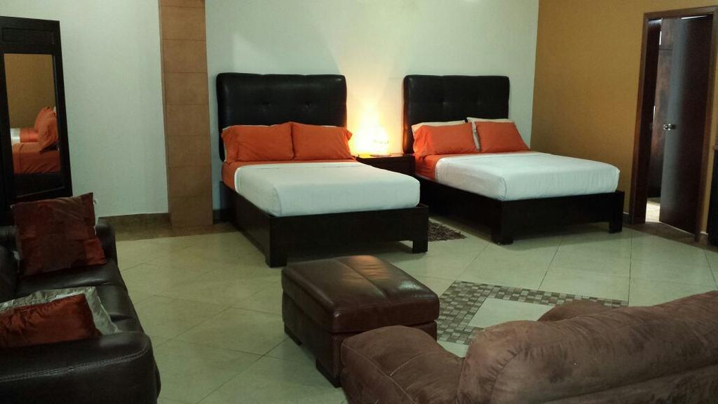 Ciudad Obregón Premier Hotel Suites מראה חיצוני תמונה